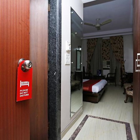 Hotel O Mid Town Delhi  Dış mekan fotoğraf