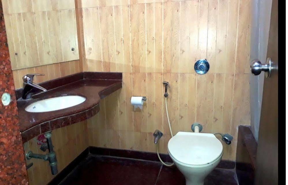 Hotel O Mid Town Delhi  Dış mekan fotoğraf