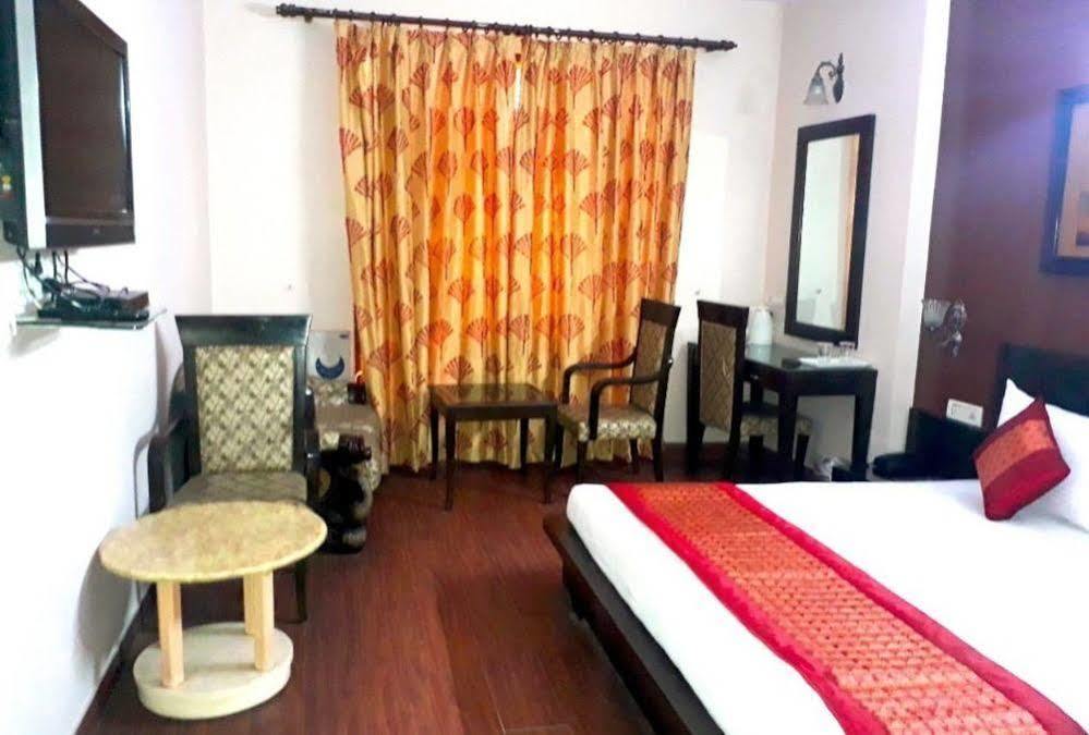 Hotel O Mid Town Delhi  Dış mekan fotoğraf
